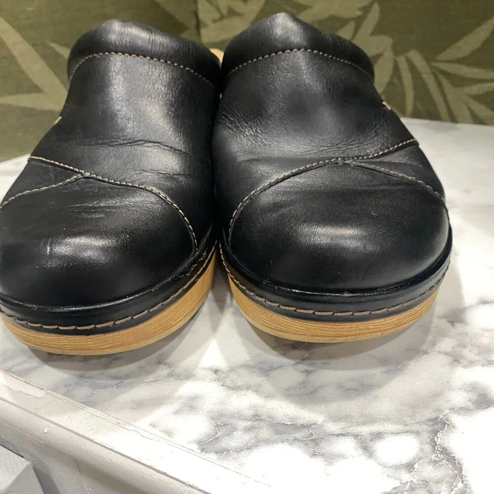 GUC Clarks Black Clogs sz 9 - Picture 10 of 12